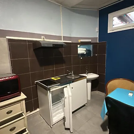 Апарт-отель Simple Stay-centre Au Calme *